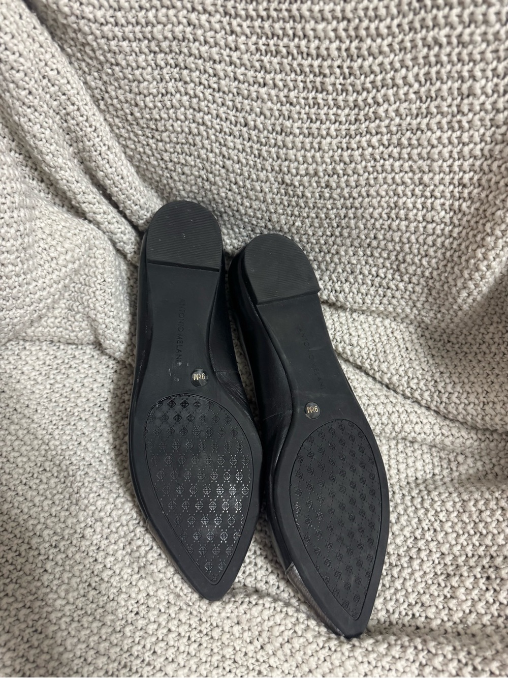 ANTONIO MELANI Black Leather Flats with Silver Textured Toe - Picture 4 of 4